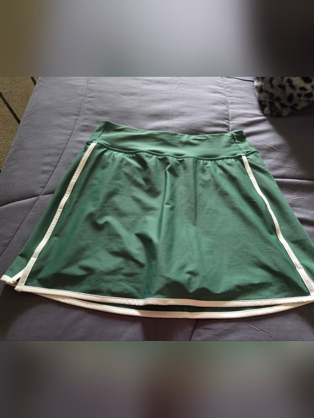 Old Navy Active High Rise Green Skort with White Trim